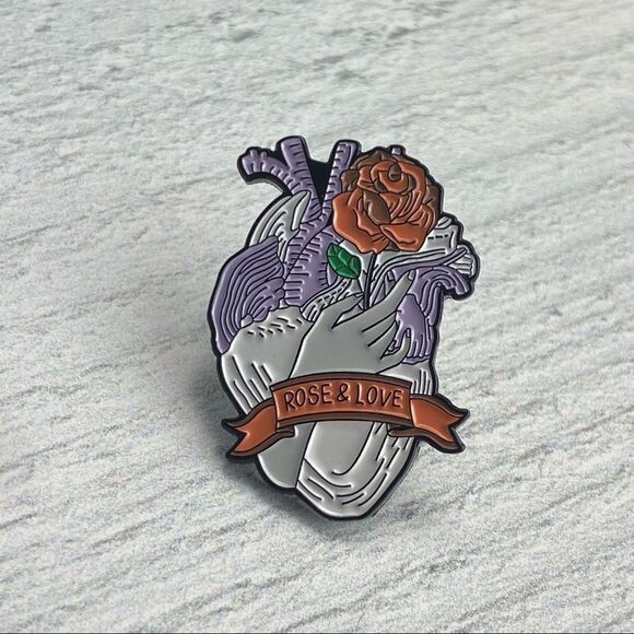 Heart of Rose & Love Enamel Pin/ Brooch Lapel - Picture 2 of 6